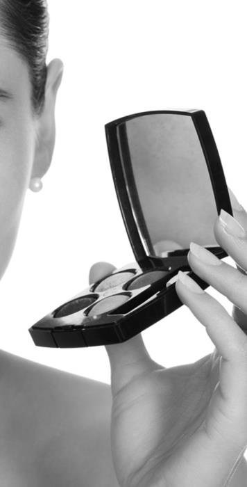 Compacts